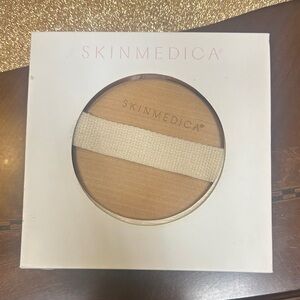 SkinMedica Exfoliant Round Brush with Tan Finish. NEW in box